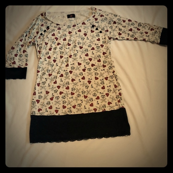 true love Tops - Emo Skull and Broken Heart Shirt